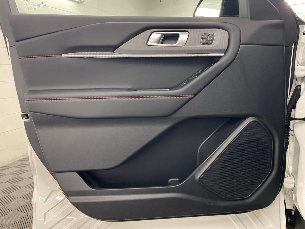 new 2025 Ford Explorer car, priced at $56,173