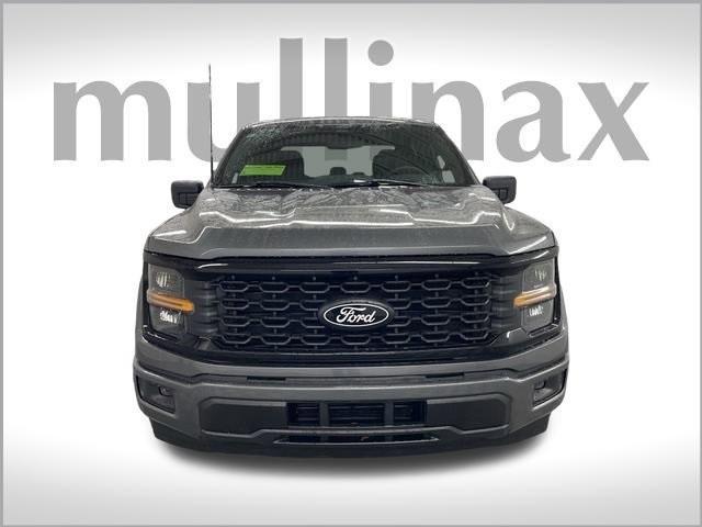 new 2024 Ford F-150 car, priced at $45,020