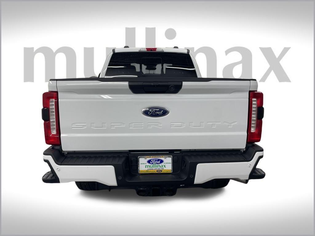 new 2025 Ford F-250 car, priced at $56,326