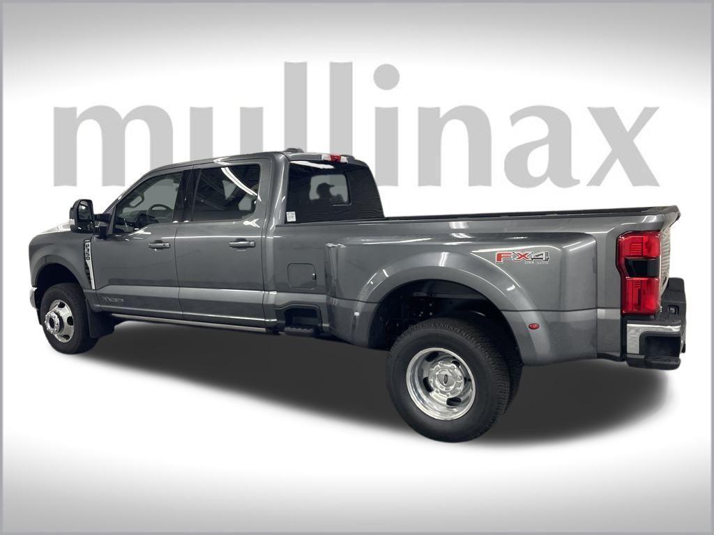 new 2025 Ford F-350 car, priced at $82,672