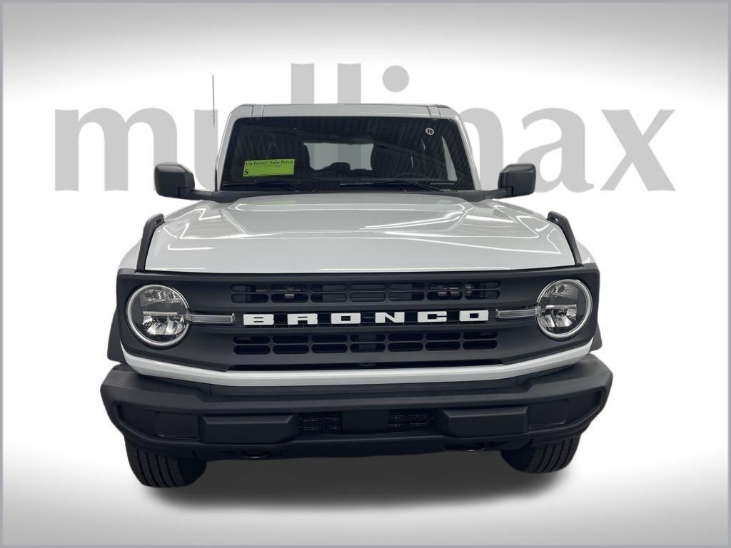 new 2025 Ford Bronco car, priced at $41,022