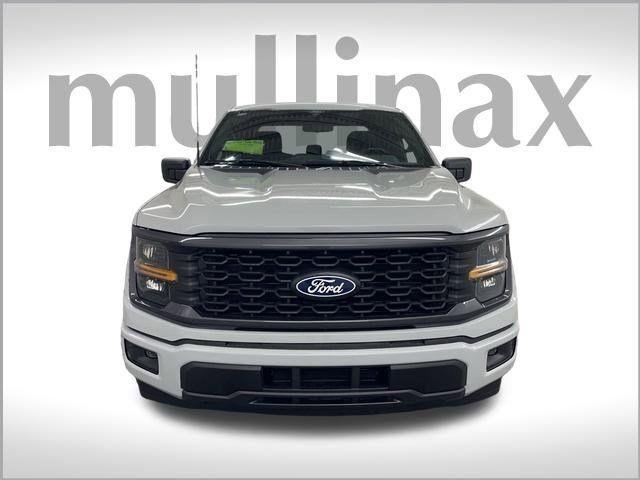 new 2024 Ford F-150 car, priced at $40,820