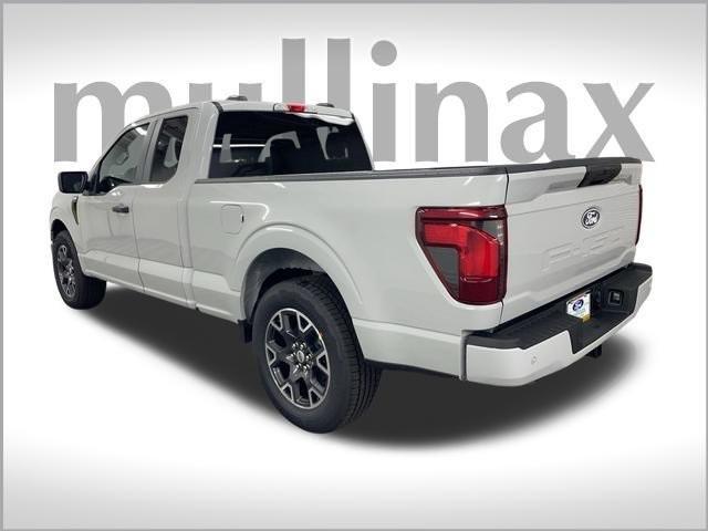 new 2024 Ford F-150 car, priced at $41,424