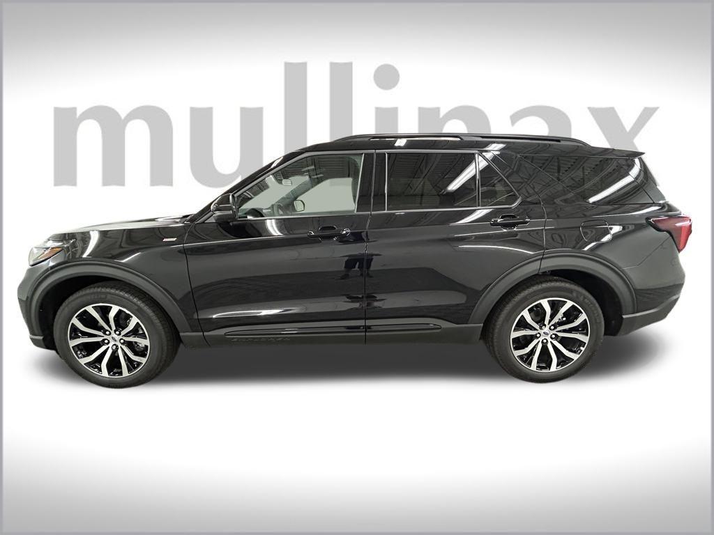 new 2025 Ford Explorer car, priced at $44,535