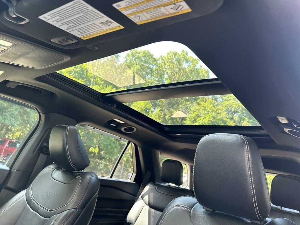 used 2020 Ford Explorer car, priced at $25,250