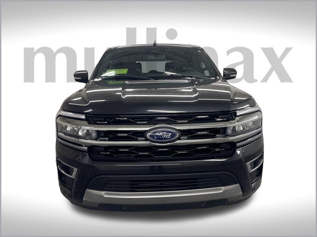 used 2024 Ford Expedition car, priced at $53,990