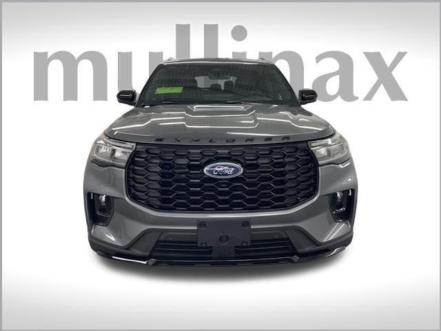 new 2025 Ford Explorer car, priced at $45,037