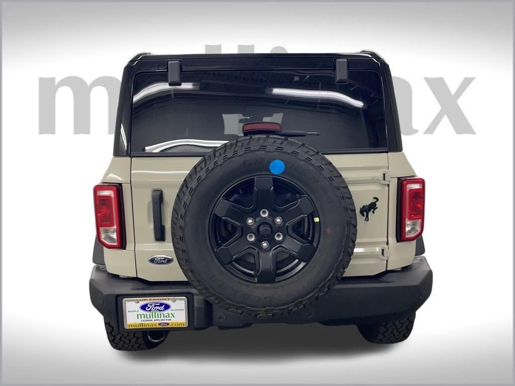 new 2025 Ford Bronco car, priced at $47,741