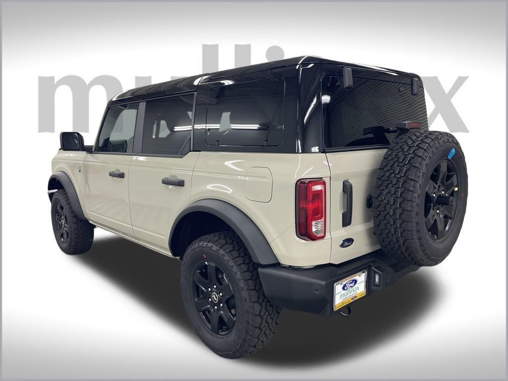 new 2025 Ford Bronco car, priced at $47,741