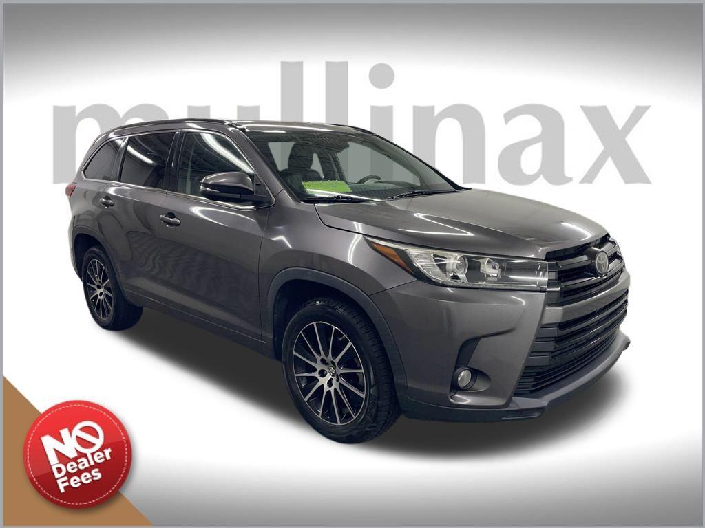 used 2017 Toyota Highlander car, priced at $18,350