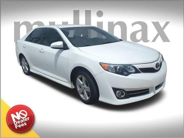 used 2014 Toyota Camry car, priced at $18,600