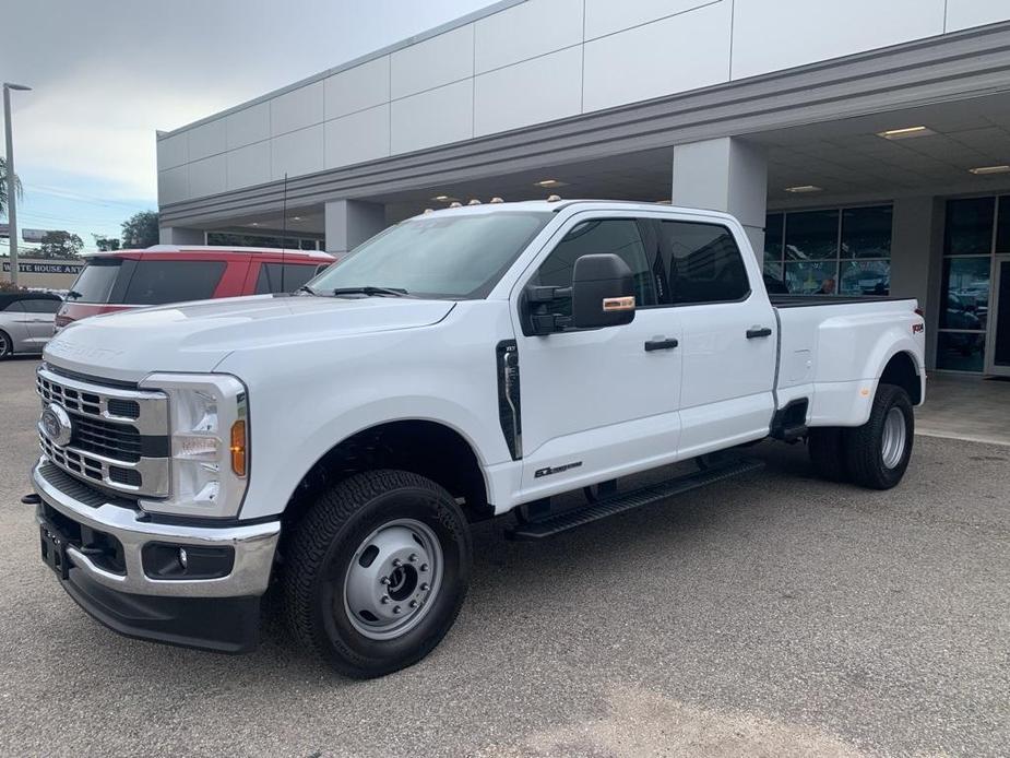 new 2024 Ford F-350 car, priced at $68,679