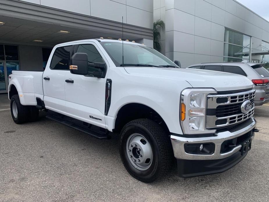 new 2024 Ford F-350 car, priced at $68,679