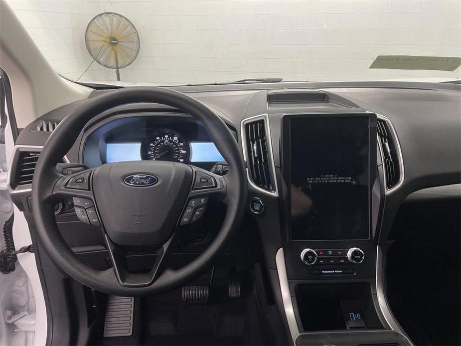 new 2024 Ford Edge car, priced at $34,900