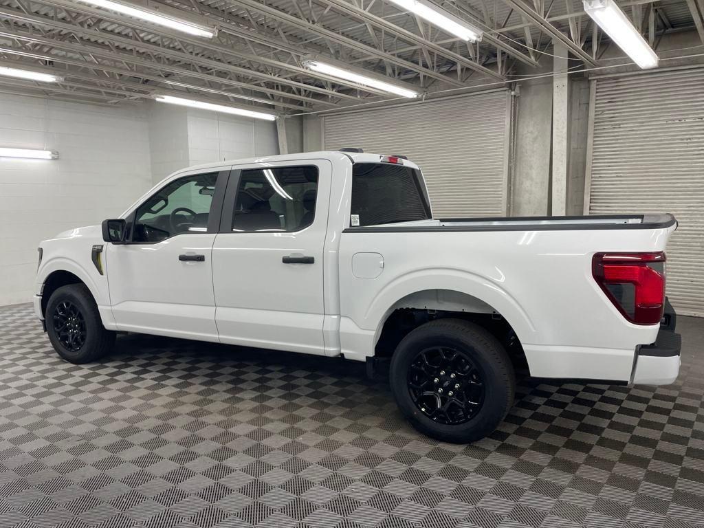 new 2025 Ford F-150 car, priced at $42,652