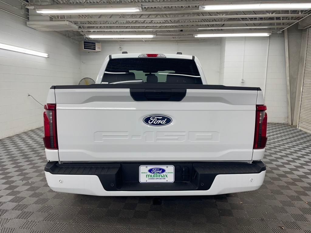new 2025 Ford F-150 car, priced at $42,652