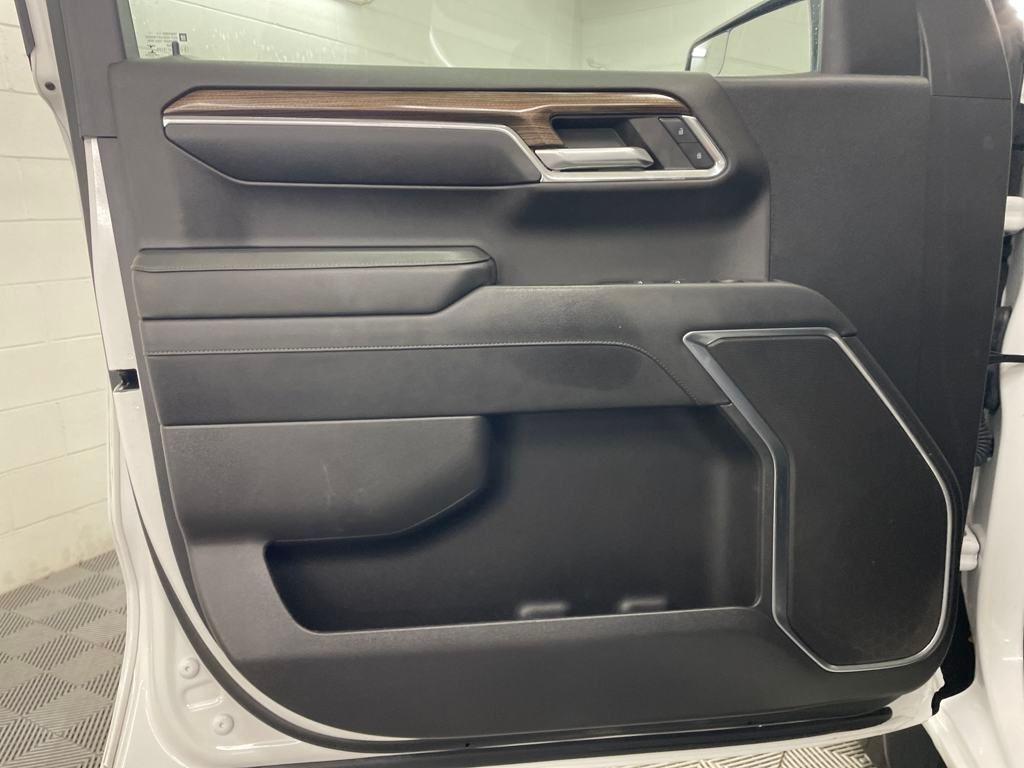used 2023 Chevrolet Silverado 1500 car, priced at $25,990