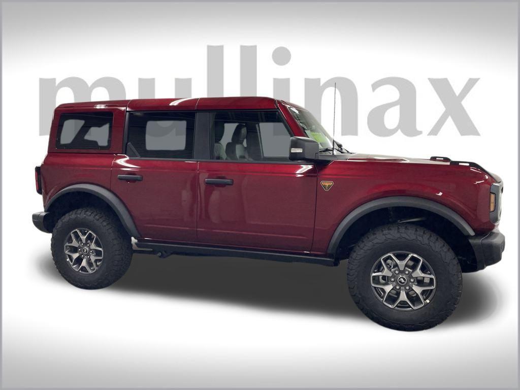 new 2025 Ford Bronco car, priced at $59,610