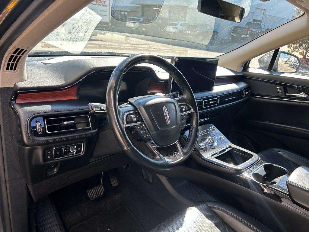 used 2023 Lincoln Nautilus car, priced at $30,990