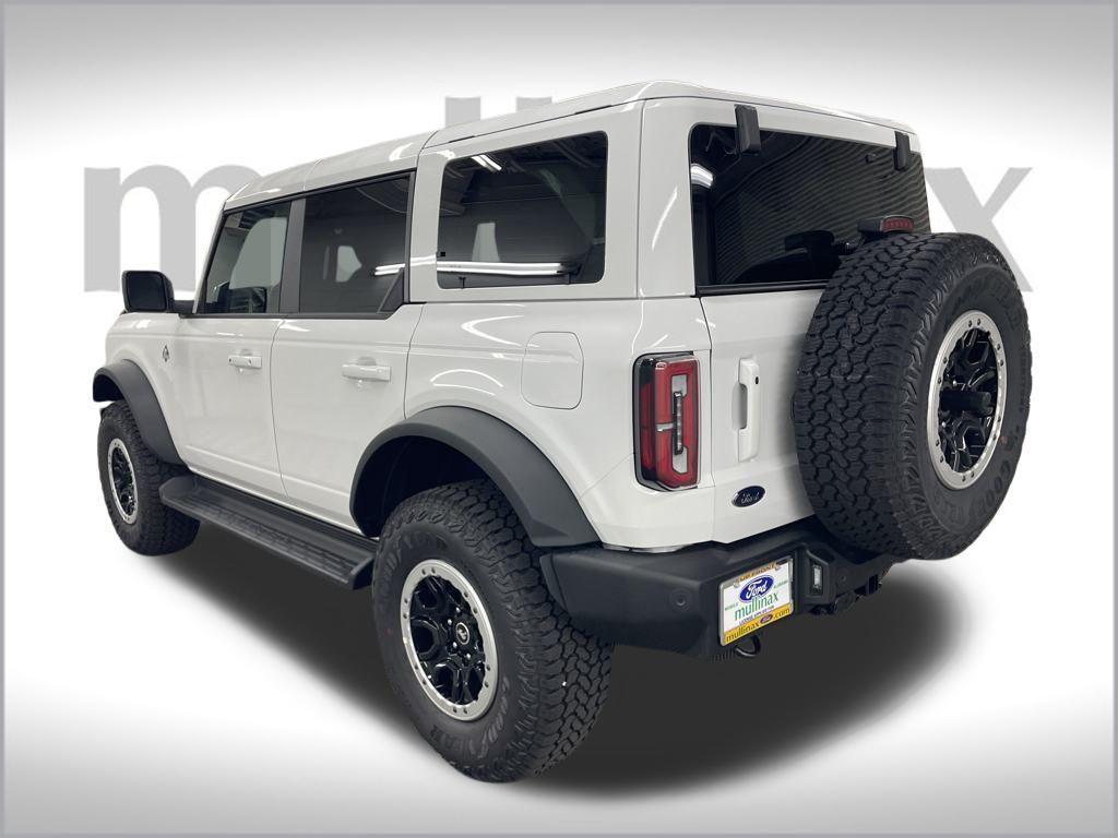 new 2025 Ford Bronco car, priced at $63,022
