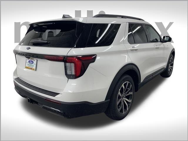 new 2025 Ford Explorer car, priced at $45,784