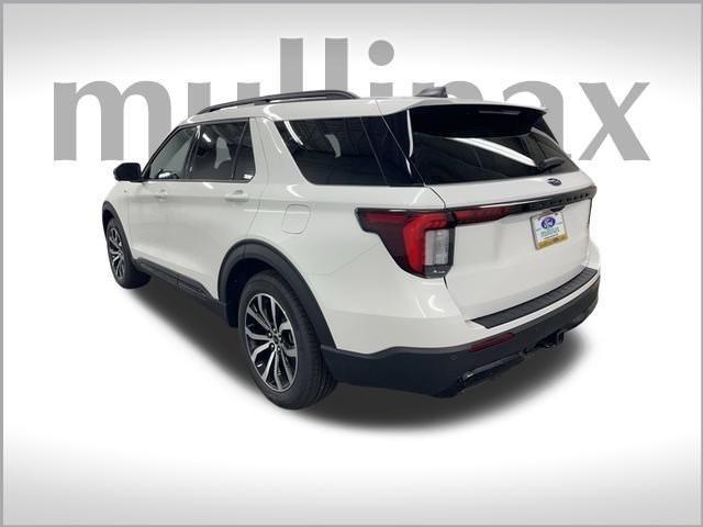 new 2025 Ford Explorer car, priced at $45,883