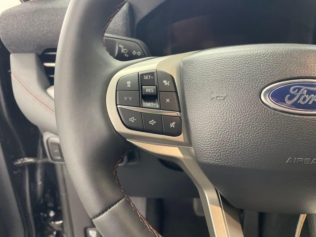 new 2025 Ford Explorer car, priced at $39,015
