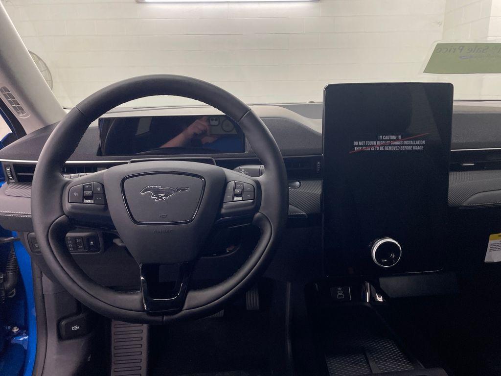 new 2025 Ford Mustang Mach-E car, priced at $39,549