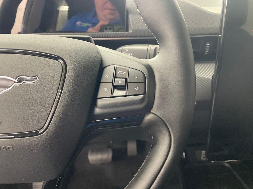 new 2025 Ford Mustang Mach-E car, priced at $39,549
