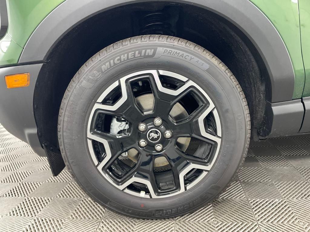 new 2025 Ford Bronco Sport car, priced at $36,553