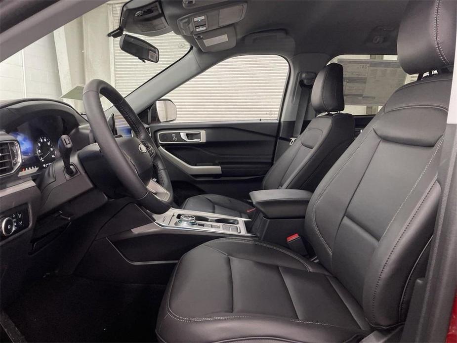 new 2024 Ford Explorer car, priced at $41,180