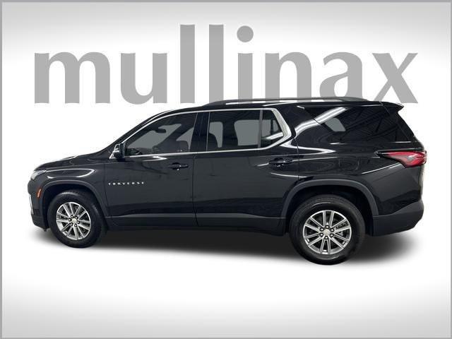 used 2023 Chevrolet Traverse car, priced at $35,290