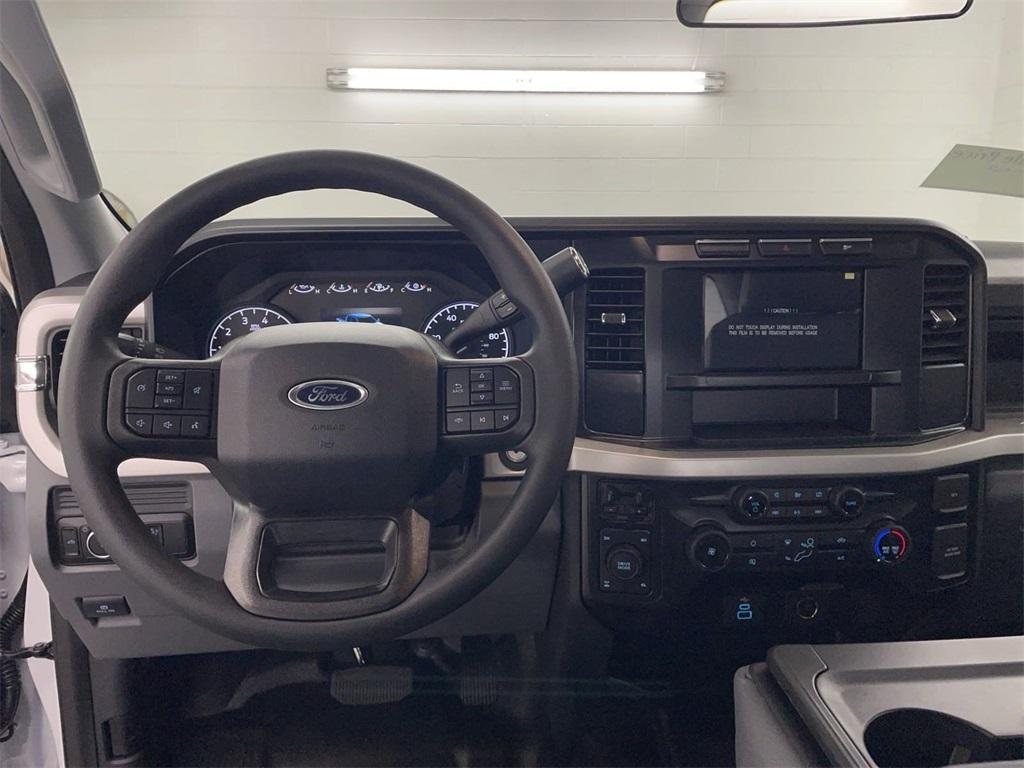 new 2024 Ford F-250 car, priced at $49,915