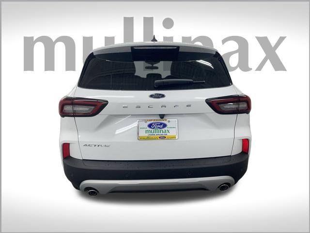 new 2024 Ford Escape car, priced at $29,323