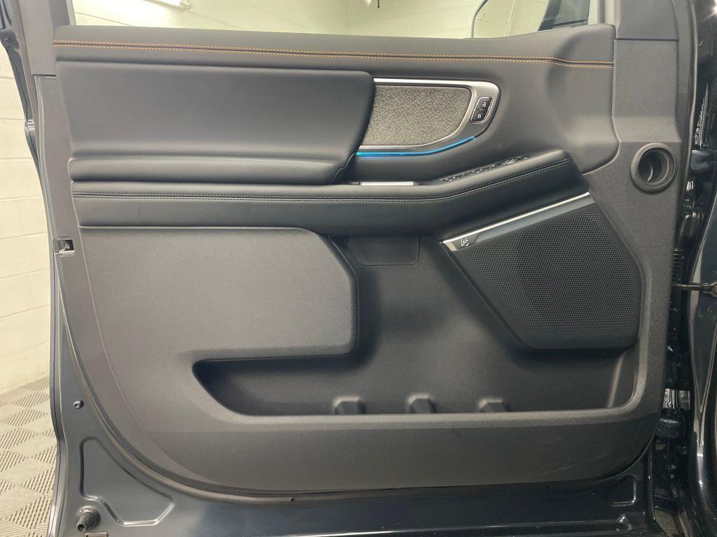 new 2025 Ford Expedition car, priced at $81,802