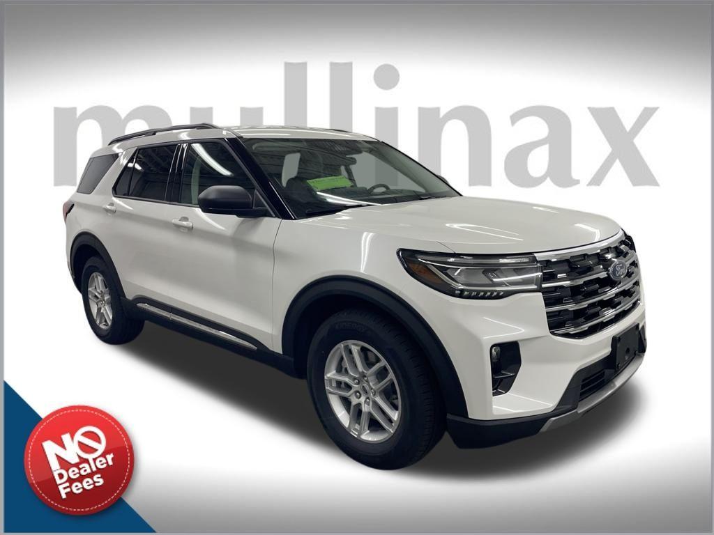 new 2025 Ford Explorer car, priced at $43,424
