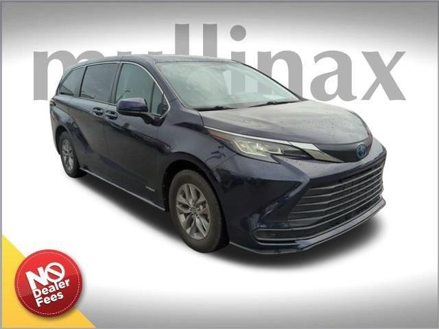used 2021 Toyota Sienna car, priced at $29,990