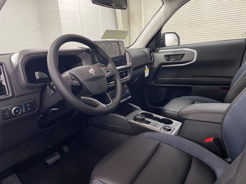 new 2025 Ford Bronco Sport car, priced at $39,543
