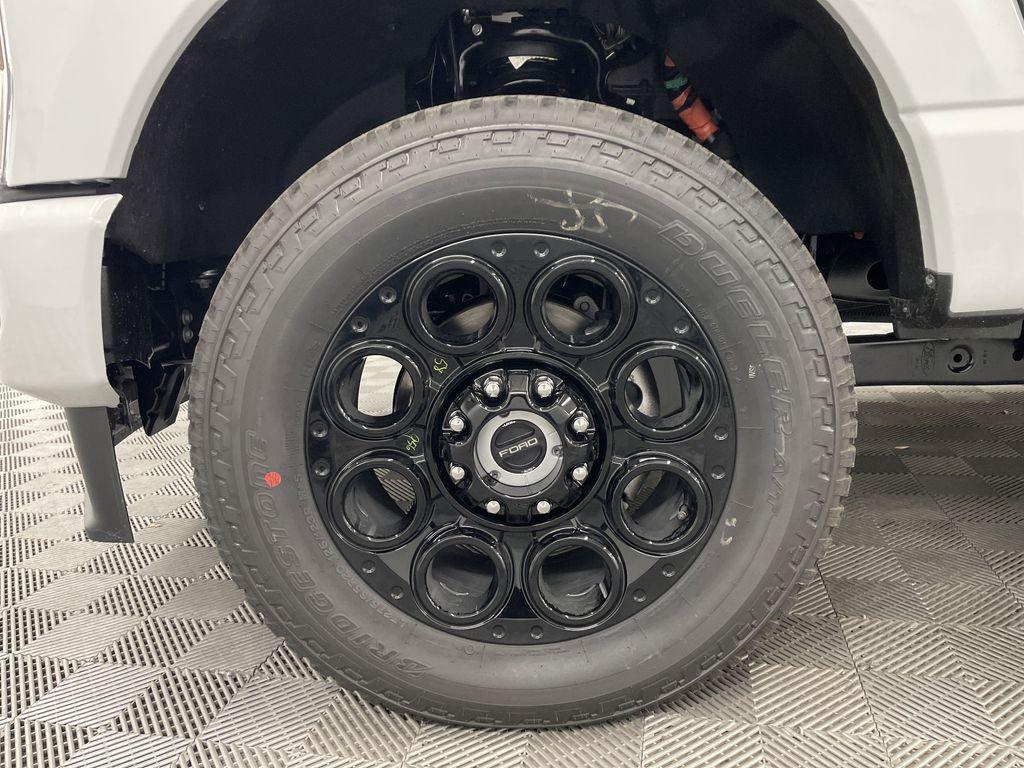 new 2025 Ford F-250 car, priced at $73,420