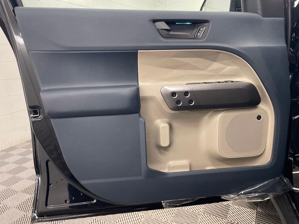 new 2025 Ford Maverick car, priced at $37,547
