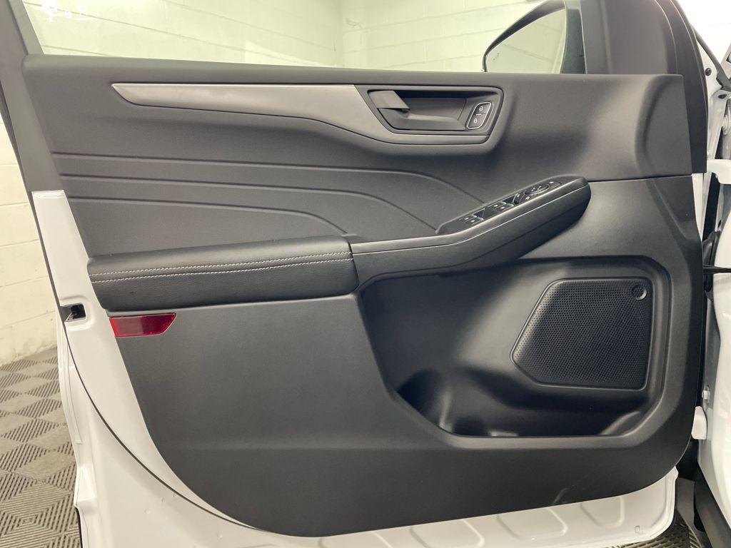 new 2026 Ford Escape car, priced at $31,551