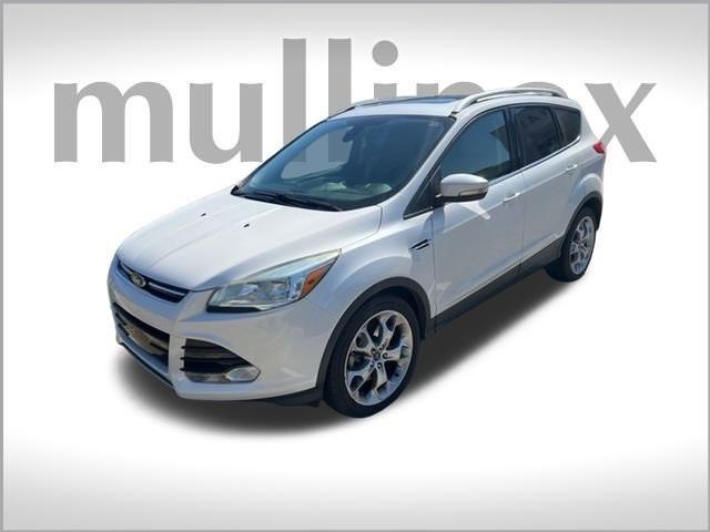 used 2015 Ford Escape car, priced at $7,500