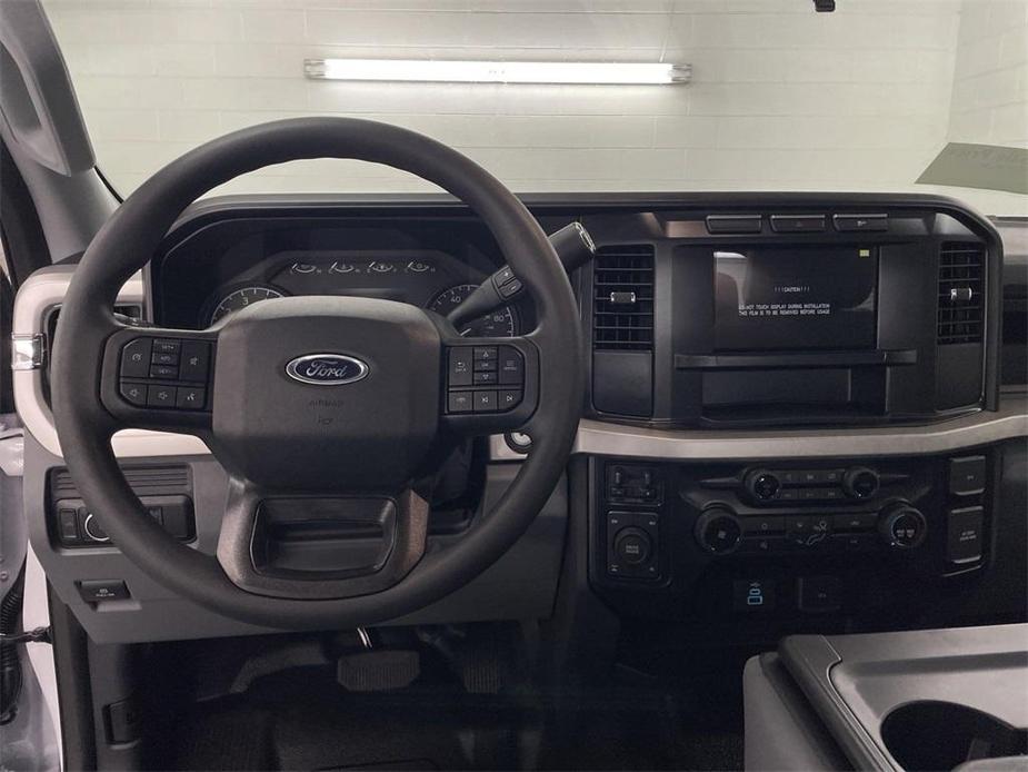 new 2024 Ford F-250 car, priced at $49,282