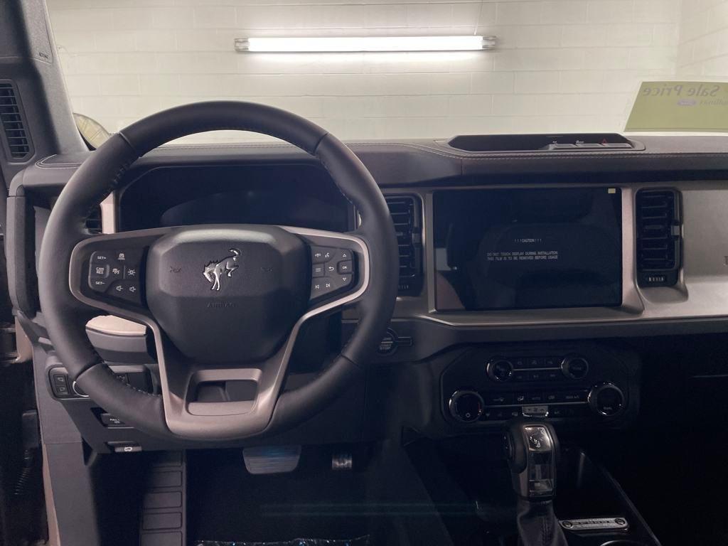 new 2025 Ford Bronco car, priced at $52,413