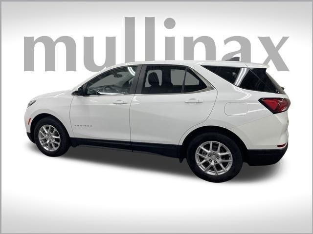 used 2023 Chevrolet Equinox car, priced at $20,390