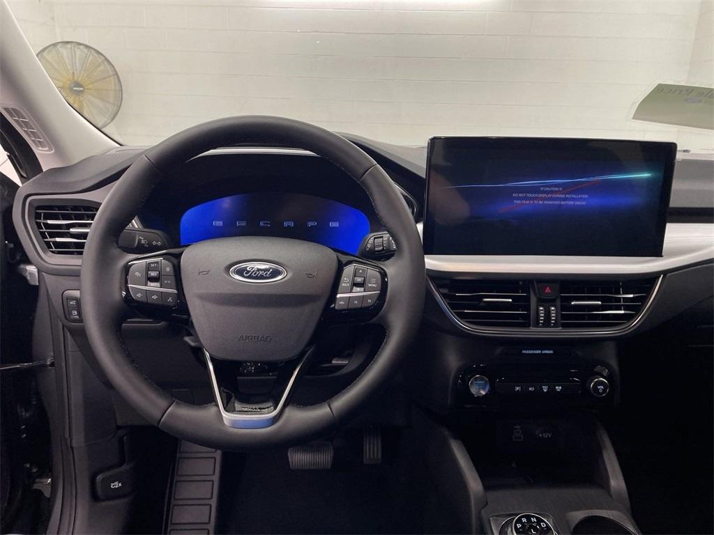 new 2025 Ford Escape car, priced at $39,774