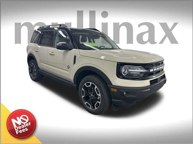 new 2024 Ford Bronco Sport car, priced at $36,569