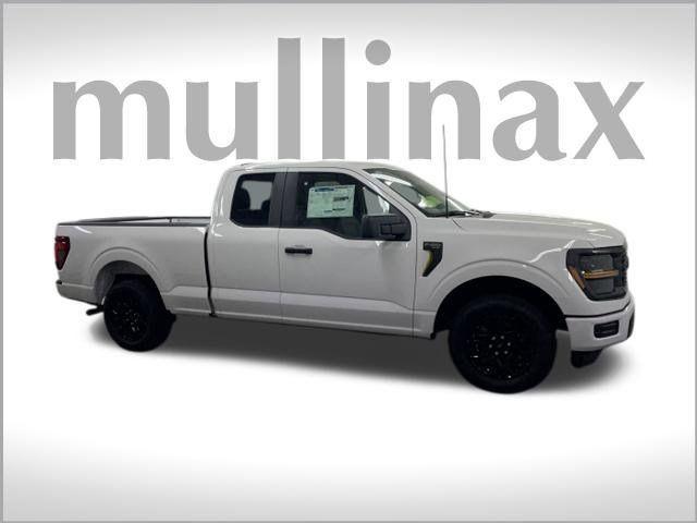 new 2025 Ford F-150 car, priced at $40,956