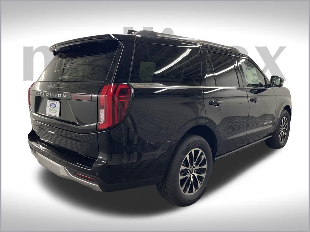 new 2025 Ford Expedition car, priced at $75,097