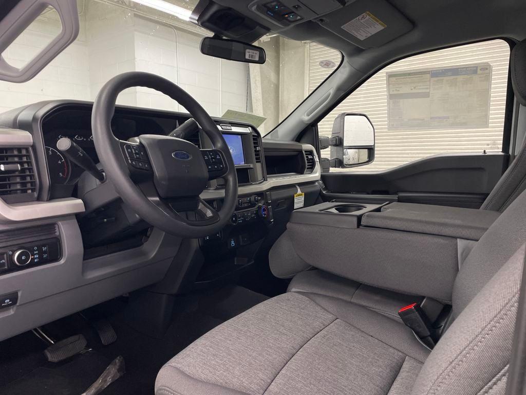 new 2025 Ford F-250 car, priced at $65,950